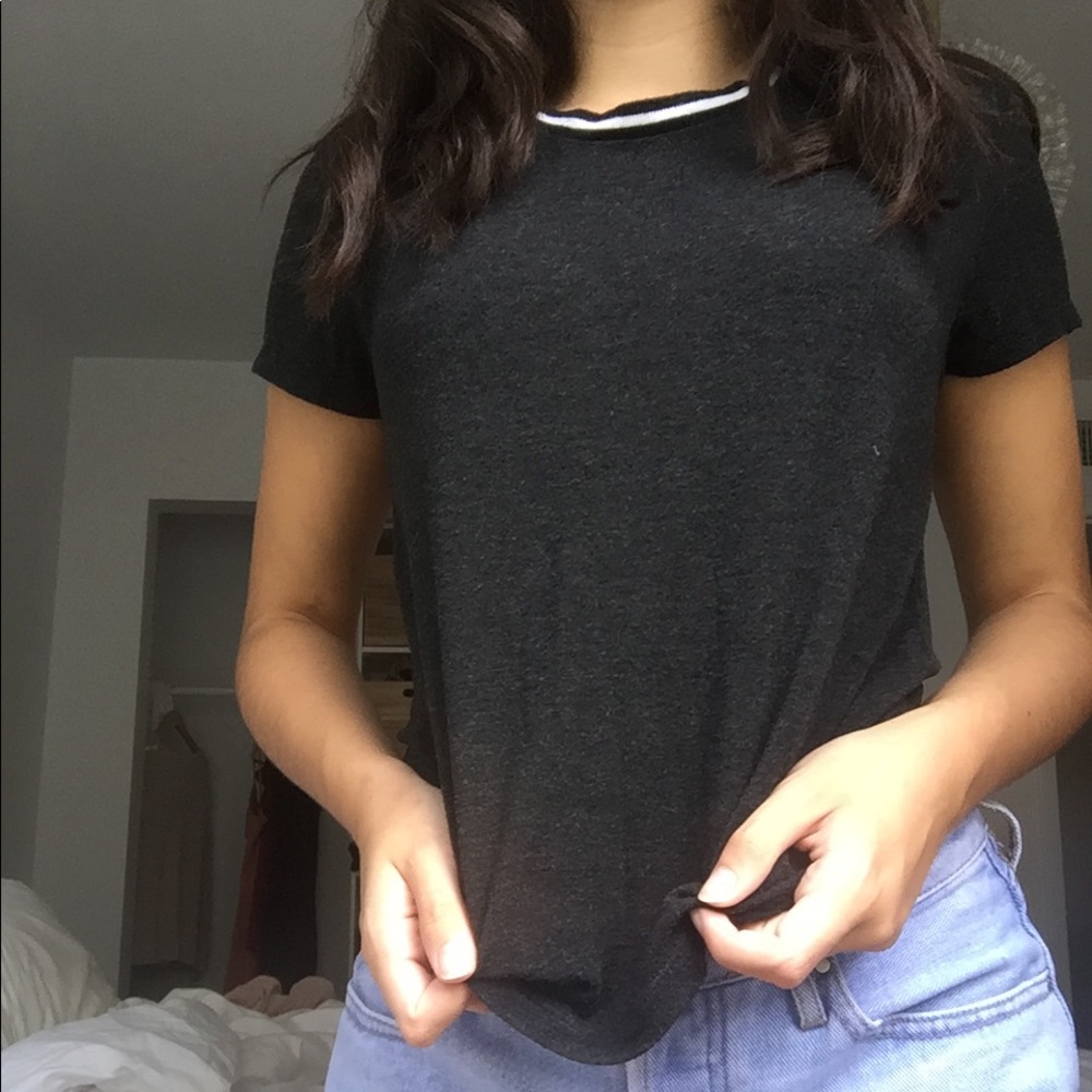 Brandy Melville tee